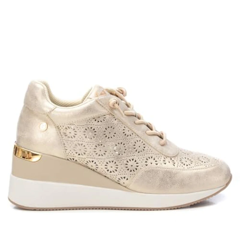 XTI - Zapatilla Mujer Oro - Calzado Cómodo y Versátil - Moda Casual - Modelo 14377601 (Talla 38) - Imagen 1