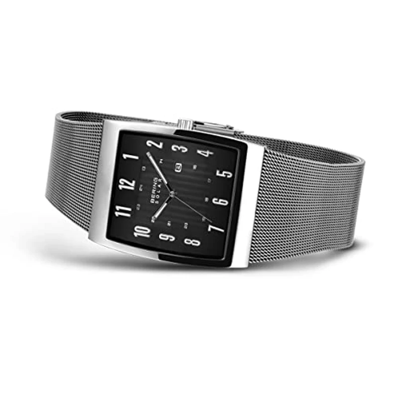 BERING 16433-002 Reloj solar para hombre de 33 mm con caja de acero inoxidable plateado y esfera negra, correa milanesa, cristal de zafiro y resistencia al agua de 3 ATM - Imagen 2