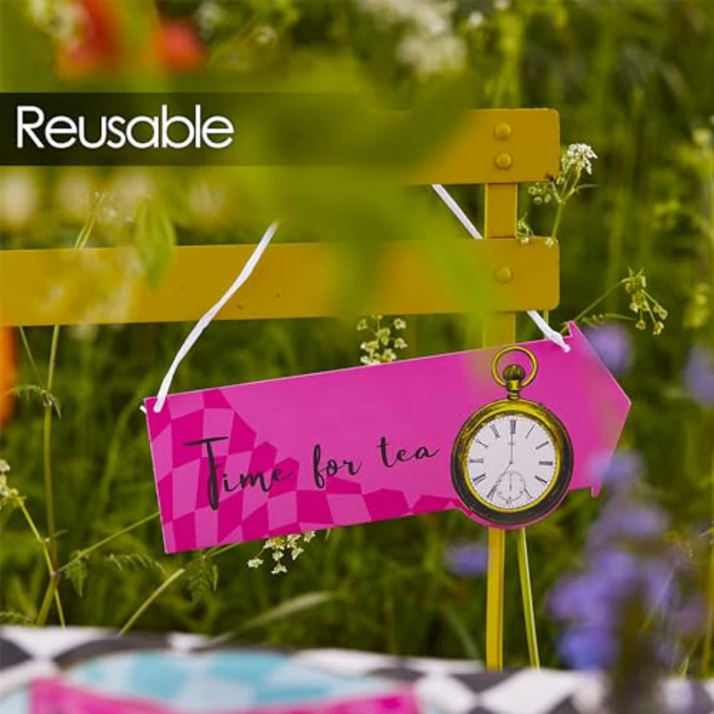 Talking Tables | 12x Alice in Wonderland Arrow Signs, Decoración Colgante para Fiesta de Té de Sombrereros Locos con Citas y Personajes del Libro - Imagen 3