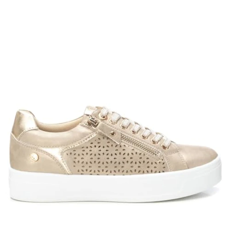 XTI - Zapatilla Mujer Oro - Calzado Cómodo y Versátil - Moda Casual - Modelo 14362401 (Talla 38) - Imagen 1