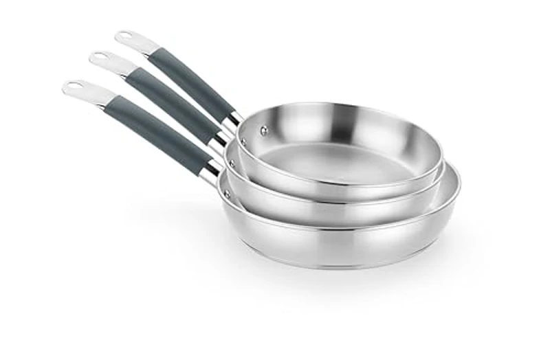 BRA Master Set de sartenes 20-24-28 cm, acero inoxidable, Sin Antiadherente, Sin PFOA, Full Induction, Apta para todo tipo de Cocinas, Mango acero inoxidable recubierto de Silicona - Imagen 1