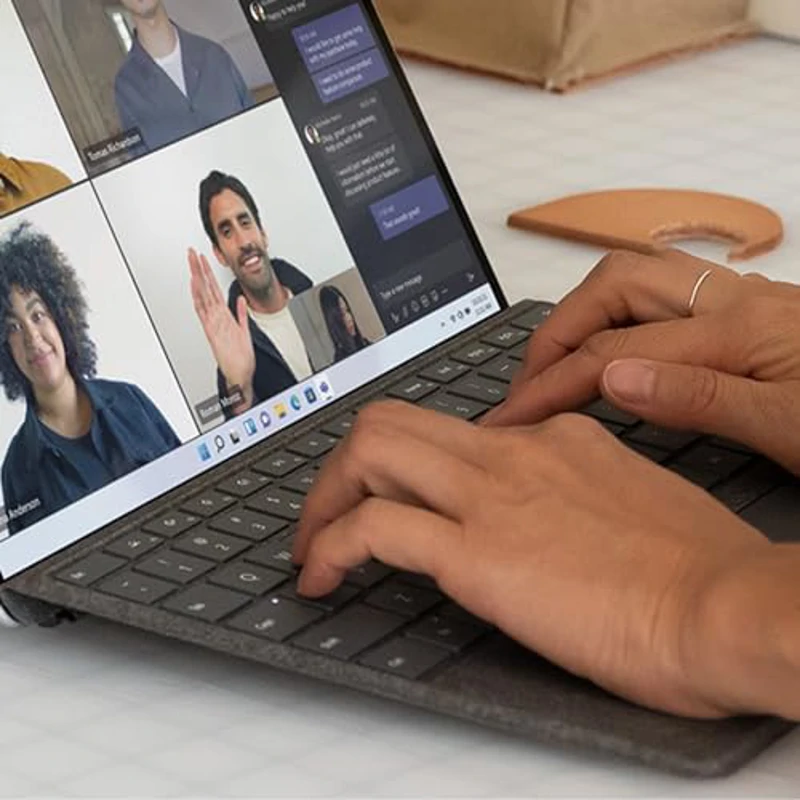 Microsoft Teclado Surface Pro 13" Keyboard - Negro - Imagen 3